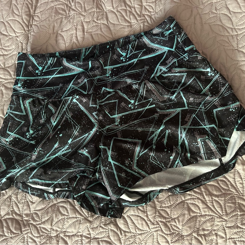 Geometric Black and Green Women's Shorts
